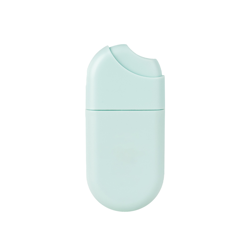 10ml 15ml Plastic Refillable Mist Credit Card Spray Bottle for Alcohol Hand Sanitizer Wholesale