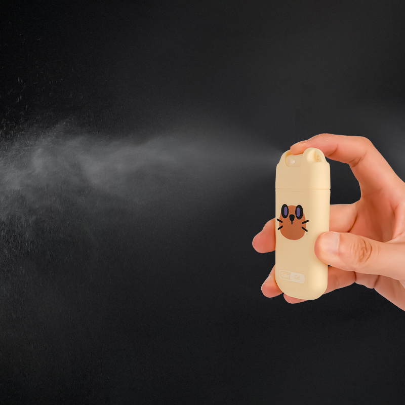 Plastic Travel Size 20/30ml Alcohol Perfume Hand Sanitizer Credit Card Spray Bottle Supplier