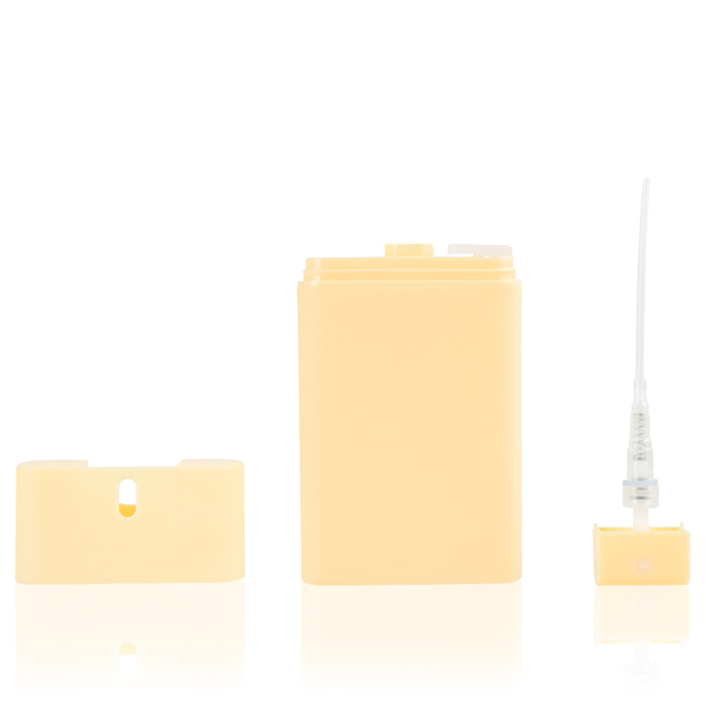 TF-B Travel Portable Credit Card 30ml Empty Plastic Perfume Spray Bottle Wholesale 