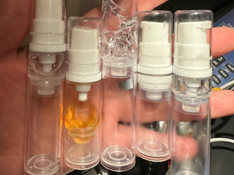 vacuum airless pump bottles.png